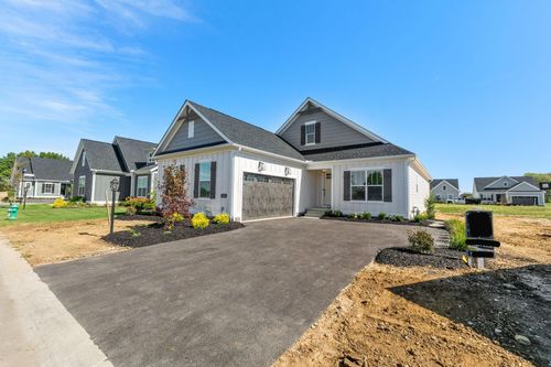 4275 Flamingo Dr, Lewis Center, OH, 43035-3603 | Card Image