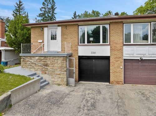 3361 The Credit Woodlands, Mississauga, ON, L5C2J9 | Card Image