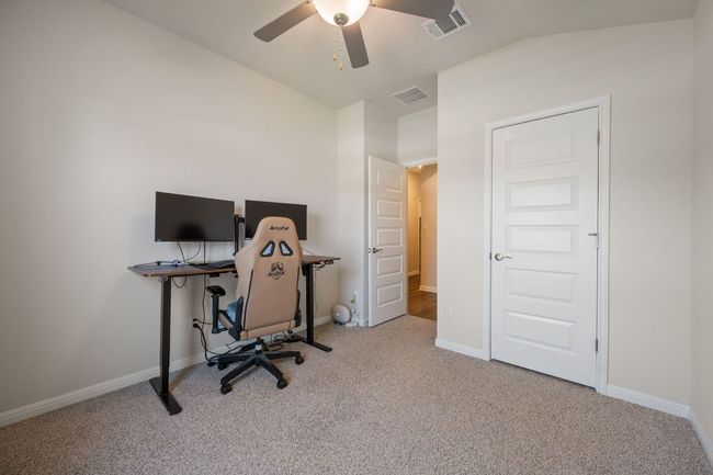 368 El Capitan Loop, House other with 3 bedrooms, 2 bathrooms and null parking in Dripping Springs TX | Image 13