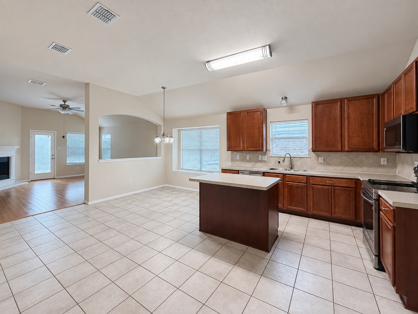 Residential Lease in Arlington 5