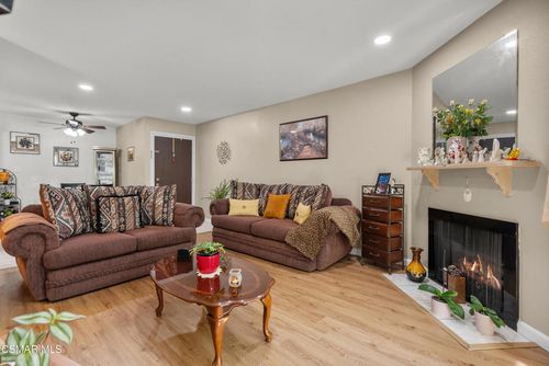 unit-3-1256 Patricia Ave, Simi Valley, CA, 93065-2832 | Card Image