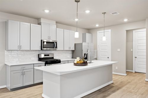 4115 Glowing Hearth Dr, Houston, TX, 77080-1153 | Card Image