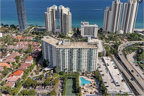 1414-19370 Collins Ave, Sunny Isles Beach, FL, 33160-2205 | Card Image
