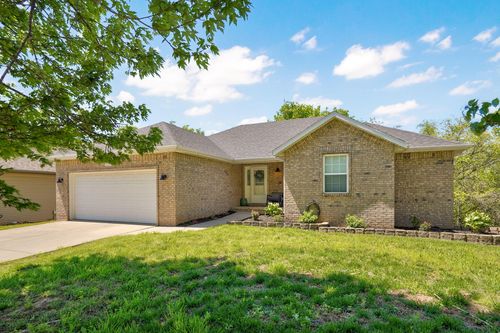 3225 S Creekside Dr, Springfield, MO, 65807-5727 | Card Image