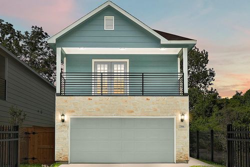 786 Lucky St, Houston, TX, 77088-6302 | Card Image