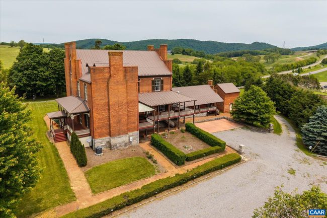 325 Factory Outlet Dr, House other with 5 bedrooms, 4 bathrooms and null parking in Max Meadows VA | Image 6