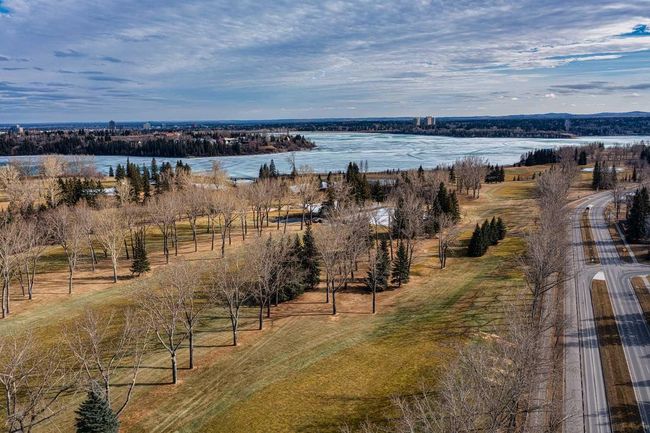 6918 Legare Dr Sw, House other with 4 bedrooms, 7 bathrooms and 3 parking in Calgary AB | Image 49