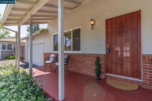 3215 Camino Colorados, Lafayette, CA, 94549-5604 | Card Image