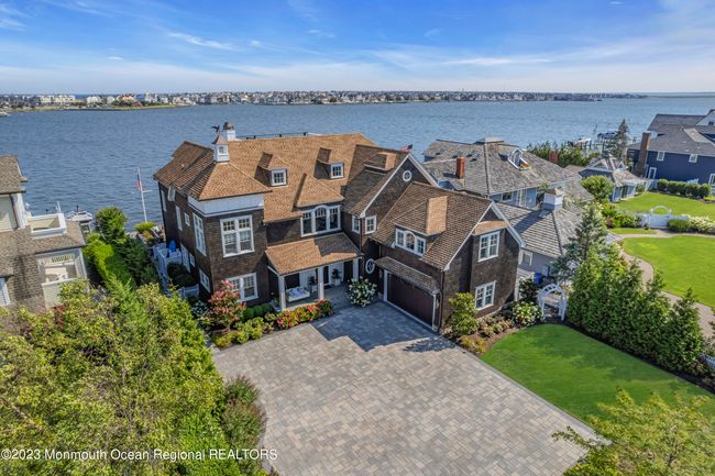 296 Dutchmans Point Rd, House other with 9 bedrooms, 9 bathrooms and null parking in Mantoloking NJ | Image 117