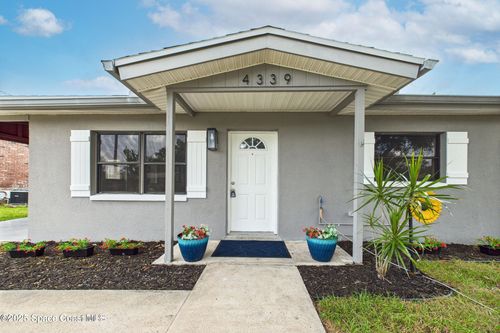 4339 Plompton Dr, Melbourne, FL, 32935-2938 | Card Image