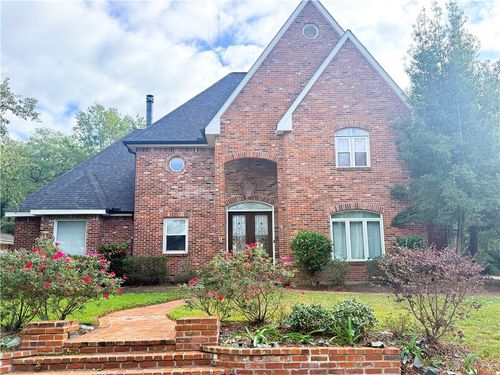 9 Fernwood St, Gretna, LA, 70056-7037 | Card Image