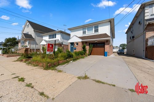 16209 99th St, Howard Beach, NY, 11414-4025 | Card Image
