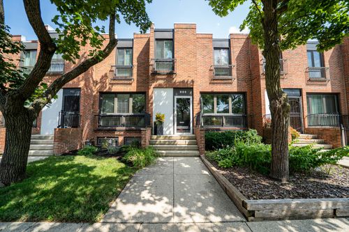 934 E 55th St, Chicago, IL, 60615-5016 | Card Image