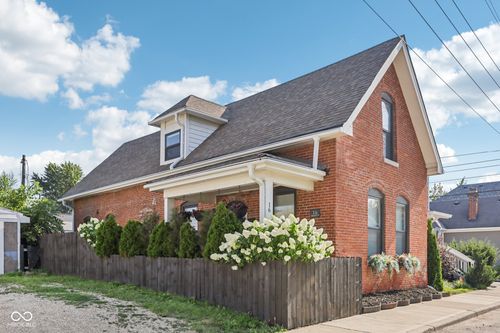16 Orange St, Indianapolis, IN, 46225-1660 | Card Image