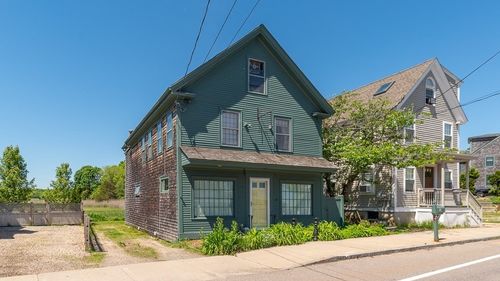157 Main St, Essex, MA, 01929-1305 | Card Image