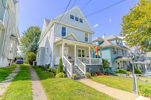 816 Woodlawn St, Scranton, PA, 18509-1413 | Card Image