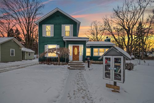 20 S West St, Hillsdale, MI, 49242-1852 | Card Image