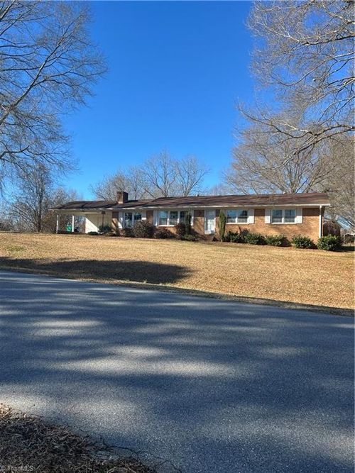 198 Green Knolls Dr, Eden, NC, 27288-8139 | Card Image