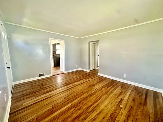 19412 Kenosha St, House other with 3 bedrooms, 1 bathrooms and null parking in Harper Woods MI | Image 9