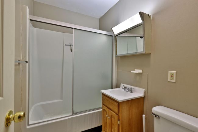 35 Meadow Ln, Home with 0 bedrooms, 12 bathrooms and null parking in Castleton VT | Image 17