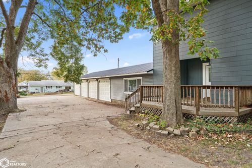 106 S Clark St, Winfield, IA, 52659-9584 | Card Image