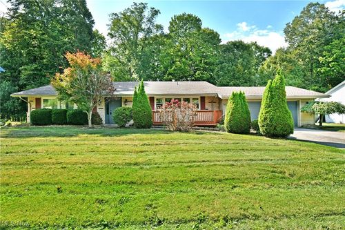 4232 Adeer Dr, Canfield, OH, 44406-9343 | Card Image
