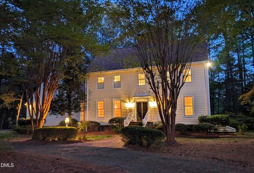 4901 Stoneridge Dr, Raleigh, NC, 27612-5222 | Card Image