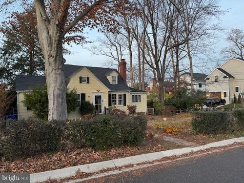 8904 Grant St, BETHESDA, MD, 20817-3514 | Card Image