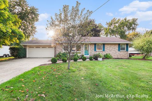 1133 Maplerow Ave, Walker, MI, 49534-3633 | Card Image