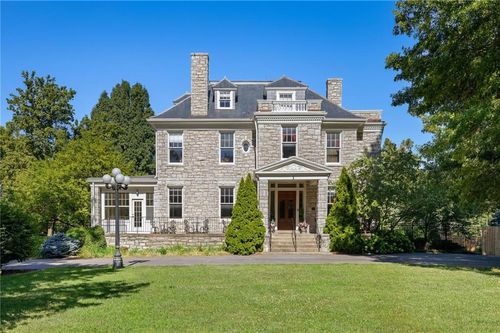 1 Hawthorne Pl, Independence, MO, 64052-1966 | Card Image