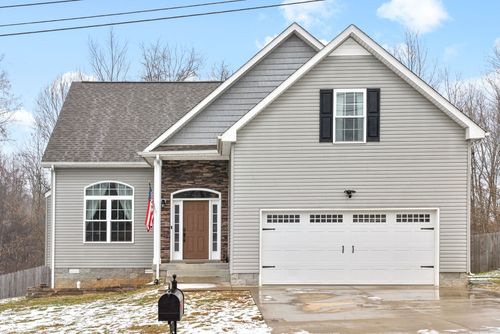 1495 Dewberry Rd, Clarksville, TN, 37042-6615 | Card Image