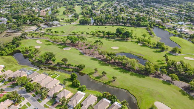 2007 - 2007 Palm Beach Trace Dr, Condo with 2 bedrooms, 2 bathrooms and null parking in Royal Palm Beach FL | Image 40