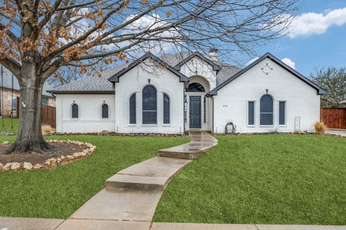 316 Oregon Trl, Argyle, TX, 76226-3928 | Card Image