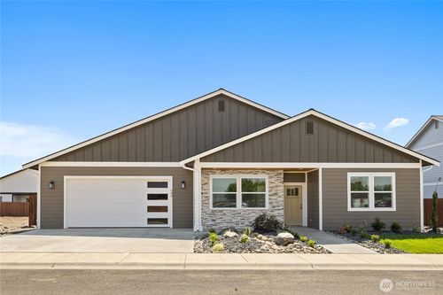 500 E Heatherstone Ct, Ellensburg, WA, 98926-9255 | Card Image