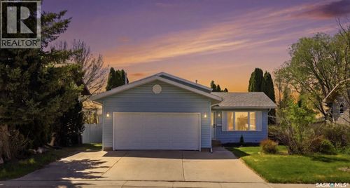 230 Konihowski Rd, Saskatoon, SK, S7S1A7 | Card Image