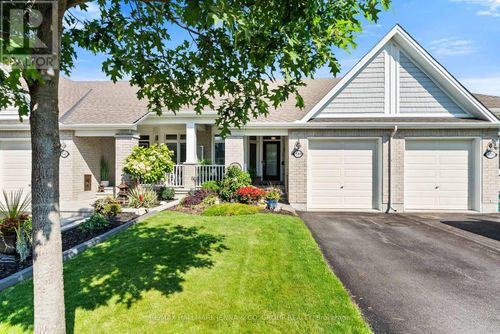 540 Silverbell Crescent, Ottawa, ON, K1T0P1 | Card Image