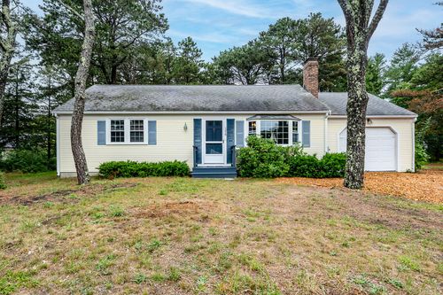 176 Village Ln, Wellfleet, MA, 02667-8119 | Card Image