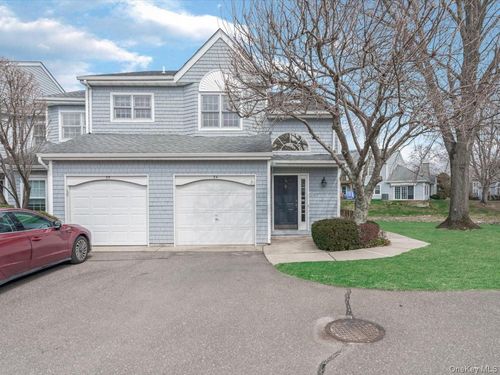 34 Lakebridge Dr S, Kings Park, NY, 11754-3942 | Card Image