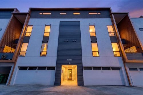 203-972 Dekalb Ave Ne, Atlanta, GA, 30307-5631 | Card Image