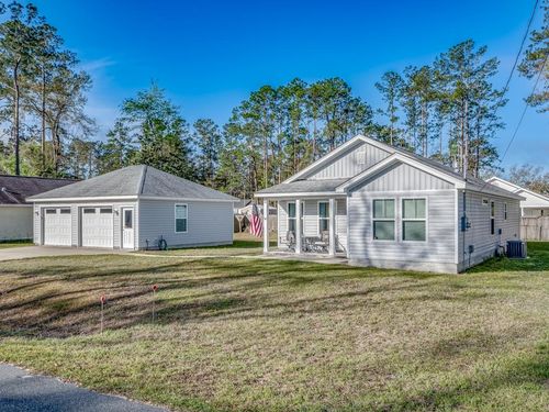 18 Melody Ln, Crawfordville, FL, 32327-3211 | Card Image