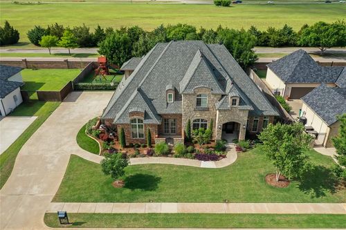 8041 Nw 134th Ter, Oklahoma City, OK, 73142-5009 | Card Image