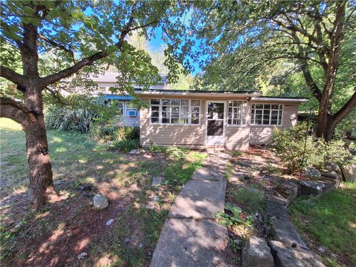 470 Burrell Hill Cir, Penn, PA, 15675-1102 | Card Image