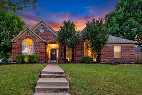 10601 Chablis Ln, Frisco, TX, 75035-6171 | Card Image