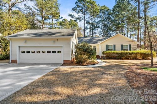 7980 Glasgow Dr, Laurinburg, NC, 28352-5954 | Card Image