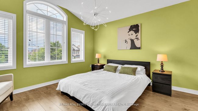 38 Intrigue Trail, House other with 4 bedrooms, 3 bathrooms and 2 parking in Brampton ON | Image 32