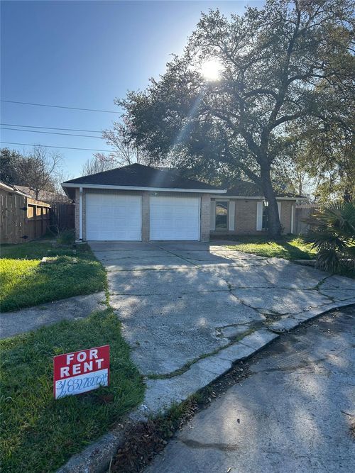 19806 Burle Oak Dr, Humble, TX, 77346-1203 | Card Image