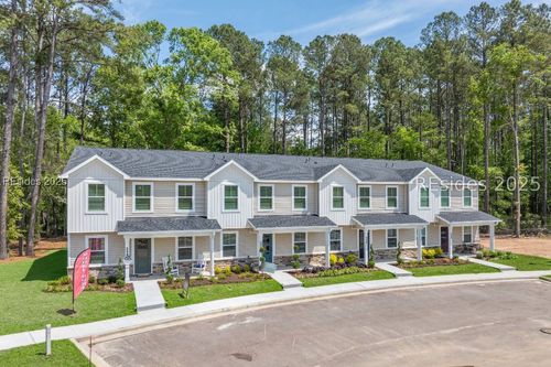 605 Royal Rd, Hardeeville, SC, 29927-5653 | Card Image