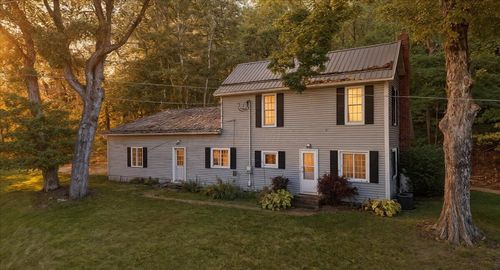 24057 Coshocton Rd, Howard, OH, 43028-9335 | Card Image