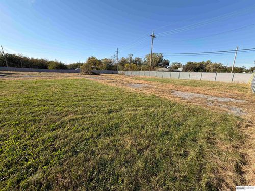 1 Fort St, Omaha, NE, 68110 | Card Image