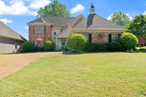 20 Pine Meadows Ln, Oakland, TN, 38060-3352 | Card Image